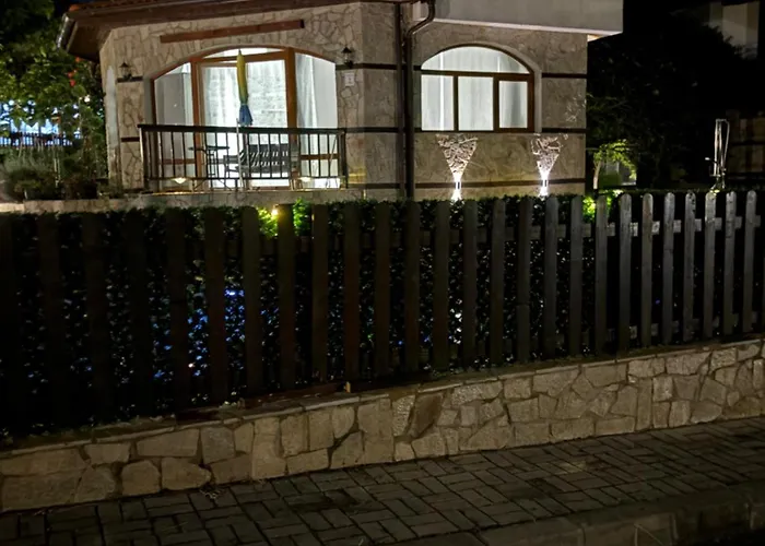 Exklusive Am Sonnenstrand Bulgarien Am Schwarzen Aheloy Cabernet 1 Вилла Каблешково